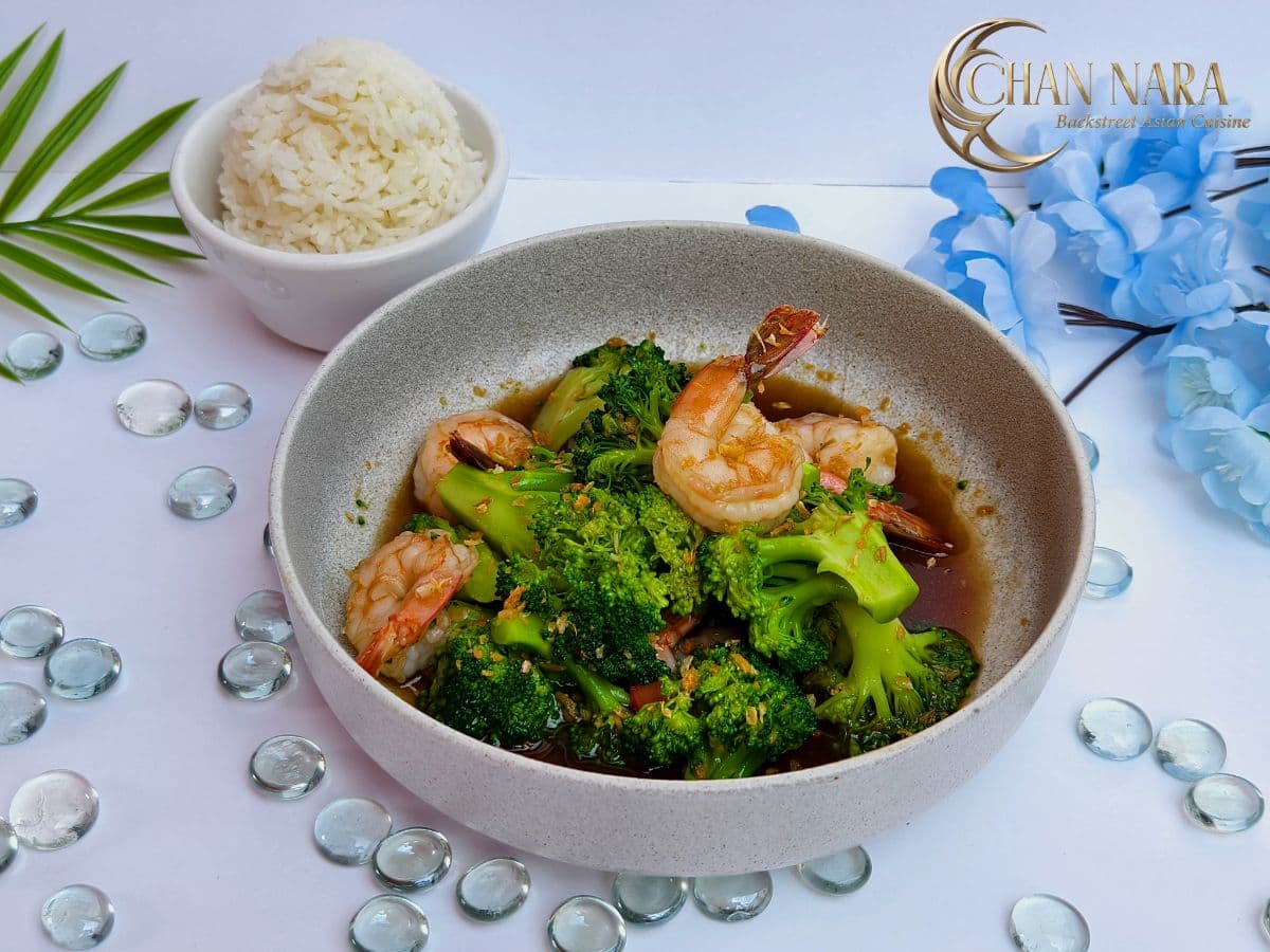Best Thai Broccoli steamed broccoli sautéed in house oyster sauce and garlic