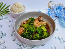 Best Thai Broccoli steamed broccoli sautéed in house oyster sauce and garlic