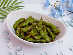 Edamame Spicy with steamed edamame and spicy garlic